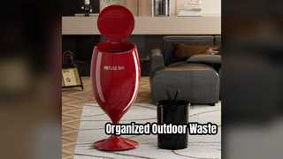 Наружные мусорные баки упорядочивают отходы